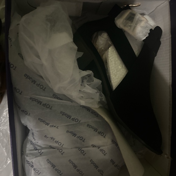 Open back boot - Picture 2 of 2